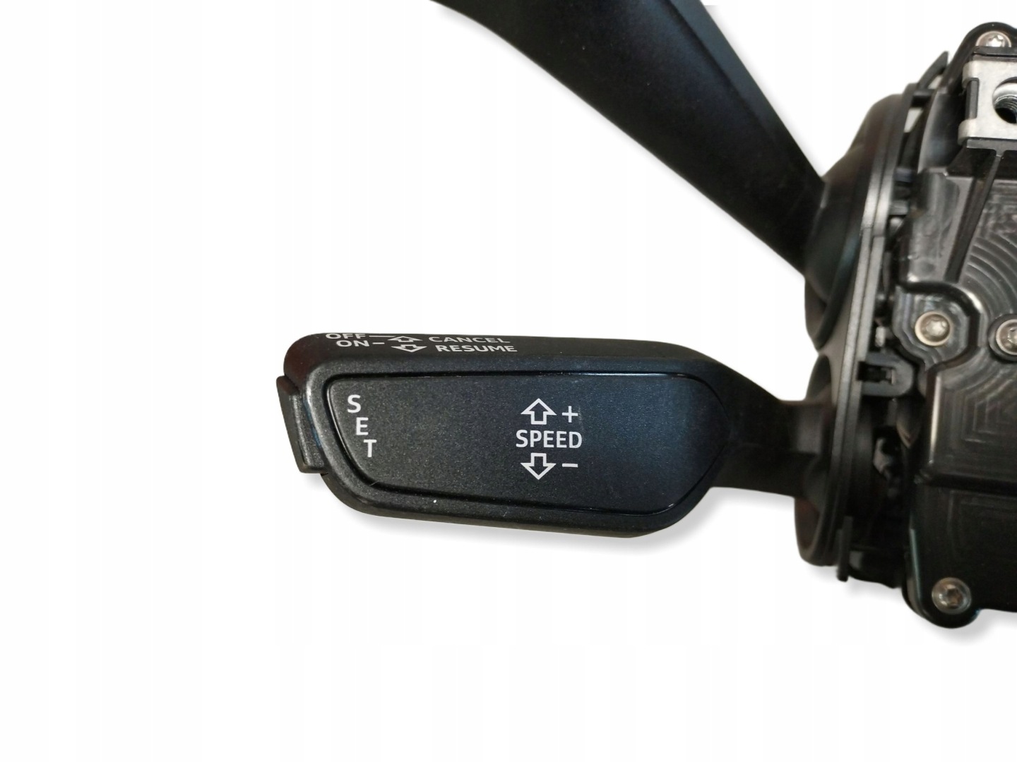 Audi A4 S4 B9 steering wheel levers and controls ring 4M0907129S