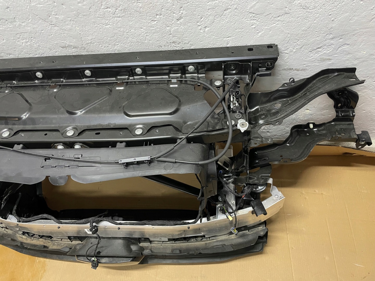 support panel for radiators complete BMW X7 G07 LCI IDEAL DEMONTAZ