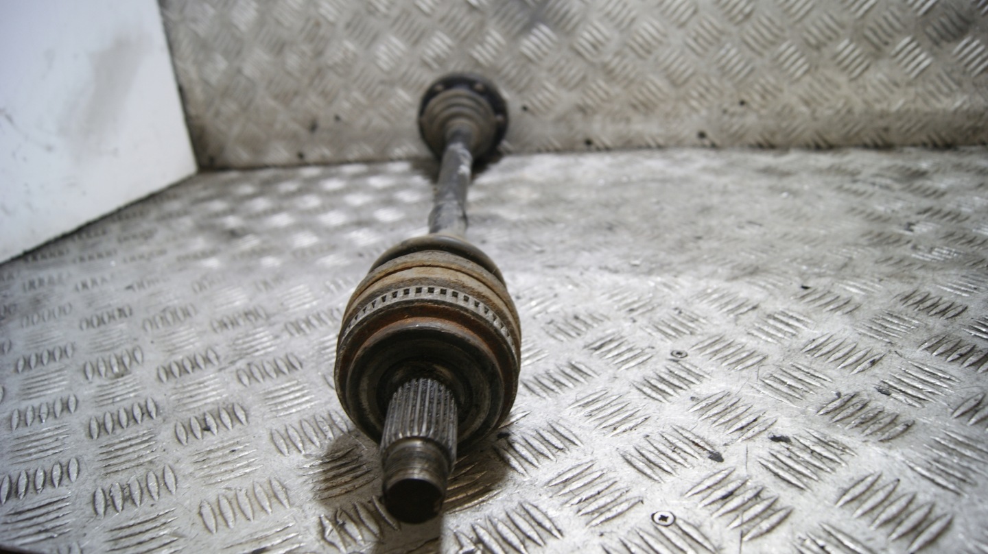 semi-axis semi-axis right rear BMW E90 2.0 D 7533446AI02