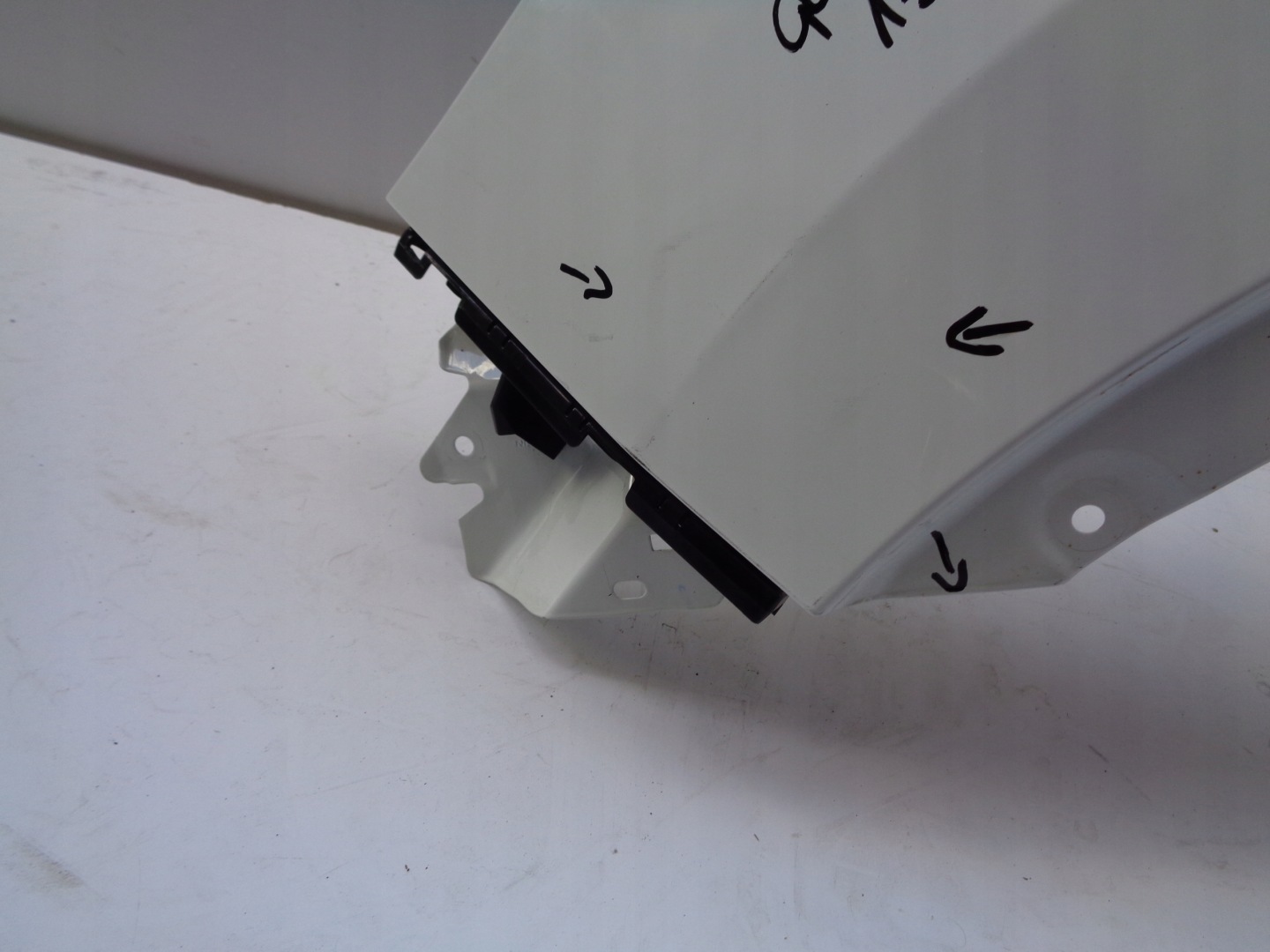 fender left front NISSAN QASHQAI 13- NR 46453