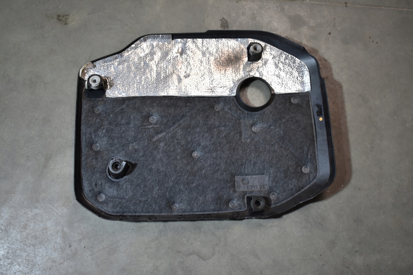 IDEALNA engine housing cover BMW G70 G60 G05 1