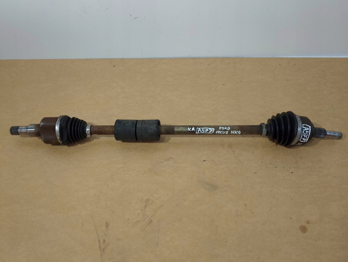 Ford Focus MK4 1,0 semi-axis front right JX673B436CAD (A577)