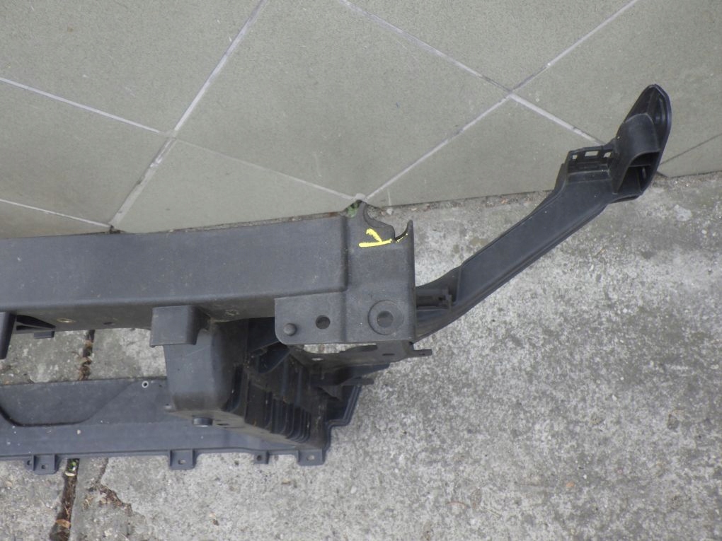 HYUNDAI I30 III 3 17- 64105-G4120 support panel for radiators pillar
