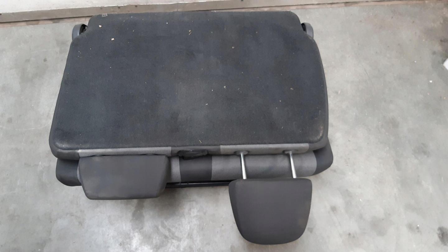 Sitze drugi rzad VW Caddy