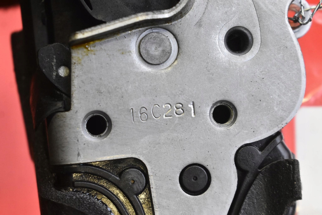 lock door left front front EU OPEL MOKKA A 12-15
