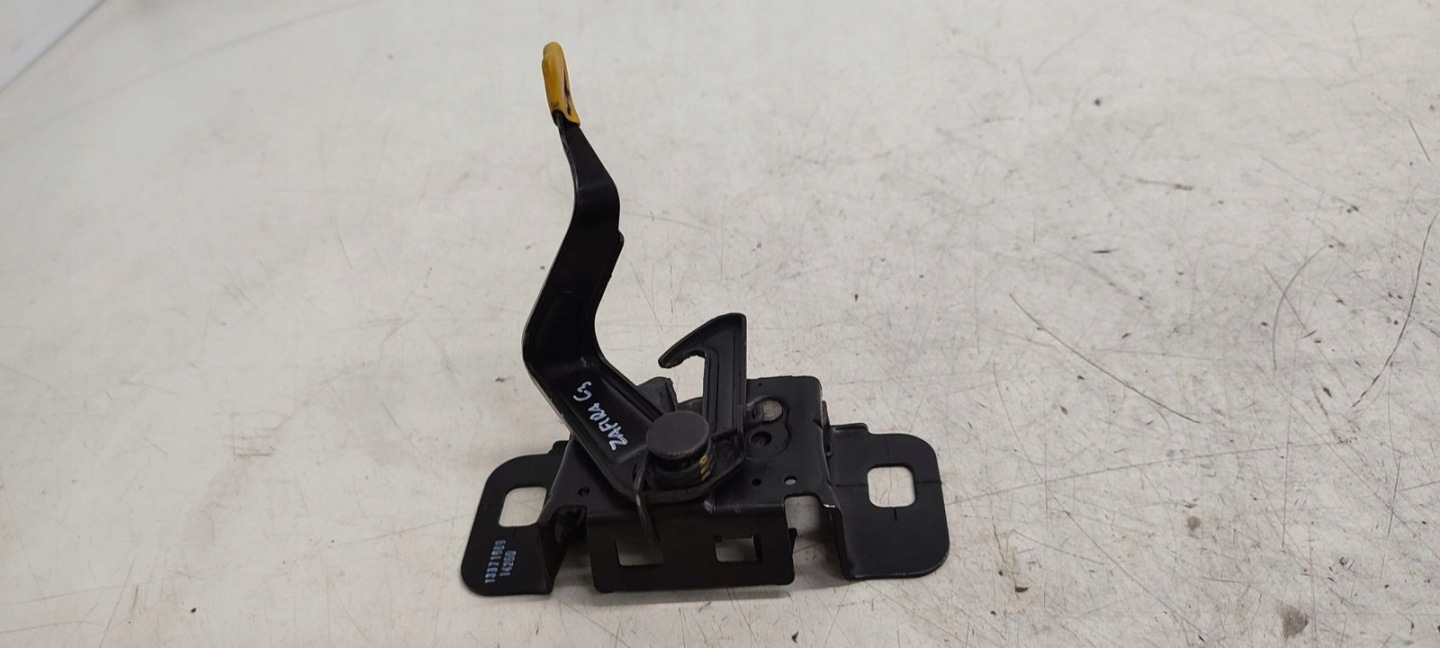 lock rygiel bonnets Opel Zafira C 1,4T 16V