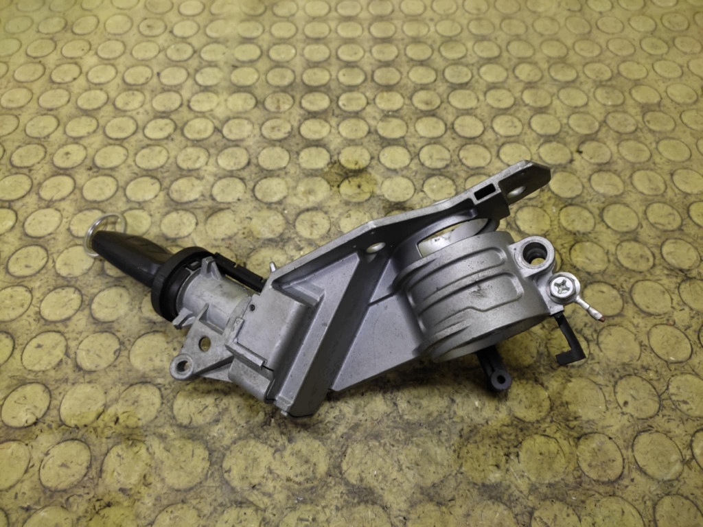 OPEL ASTRA H ignition key 2421430