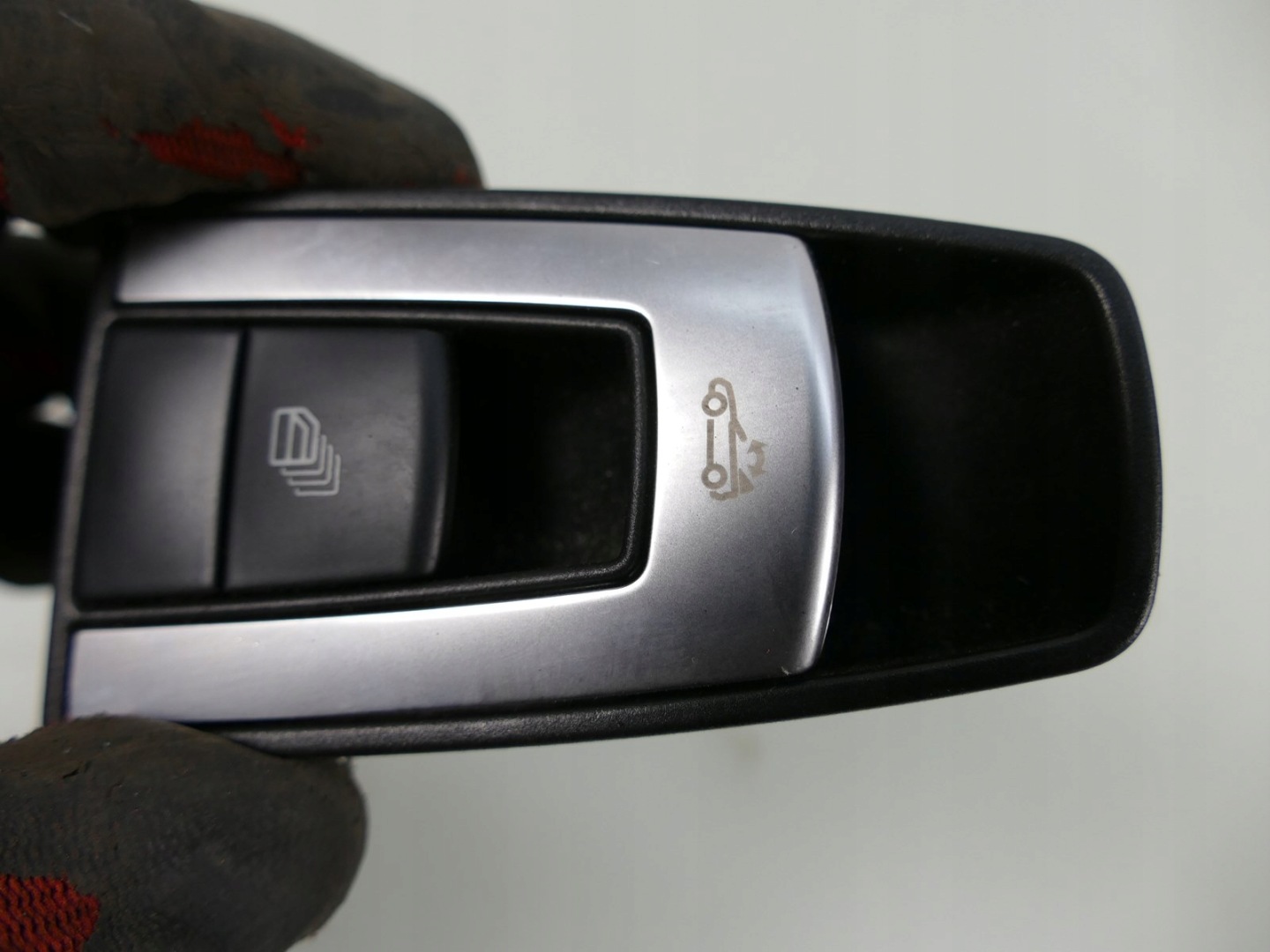 MERCEDES R172 SLK switch button roofs PANEL A2078207510