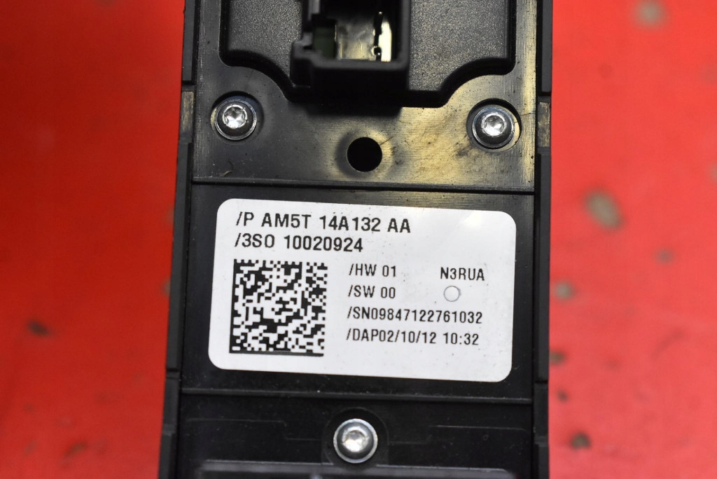 control panel of the window EU AM5T-14A132-AA FORD C-MAX MK2 12-18