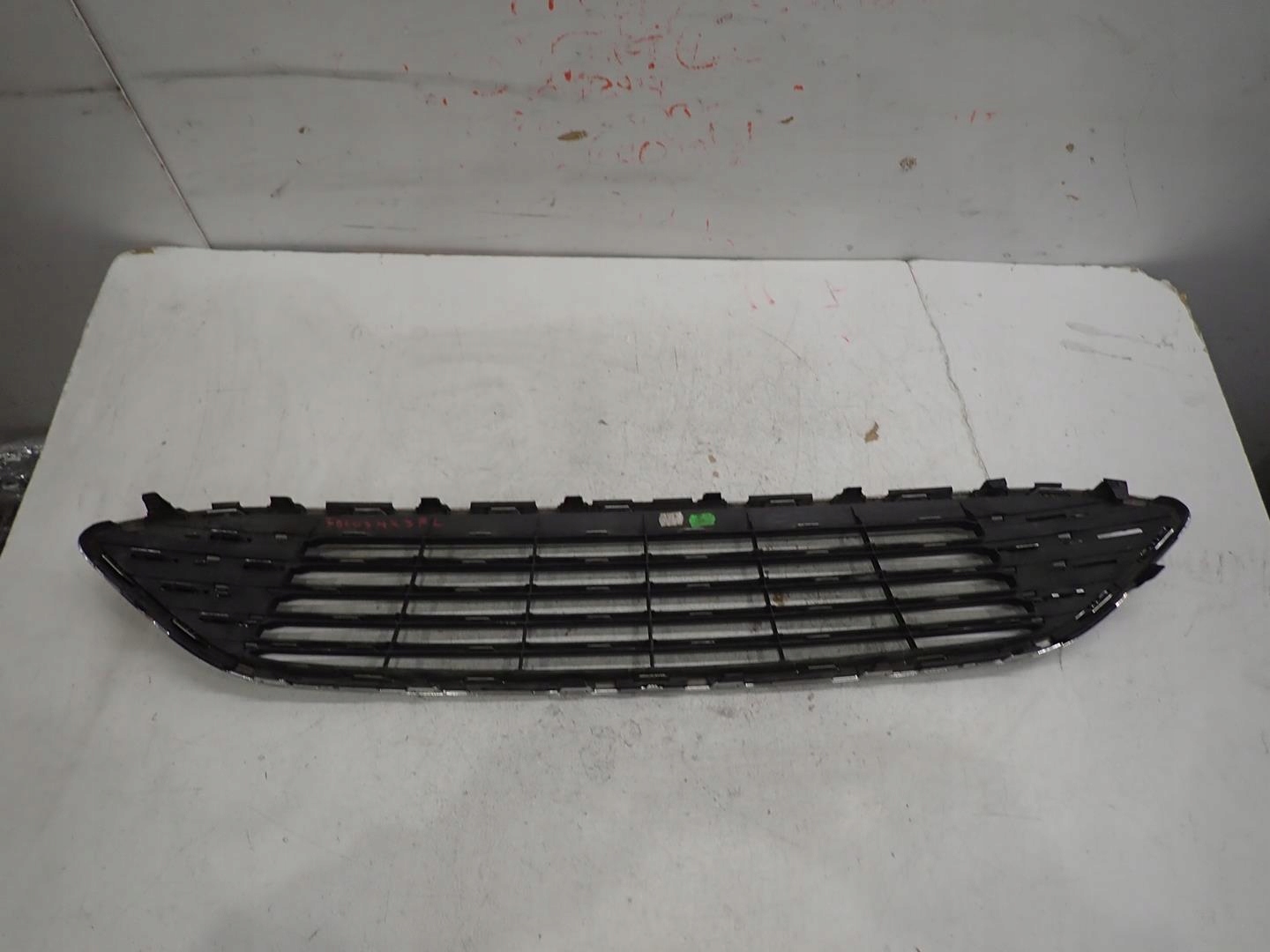 Grill FORD FOCUS MK3 LIFT 2014- F1EB-8C436-A