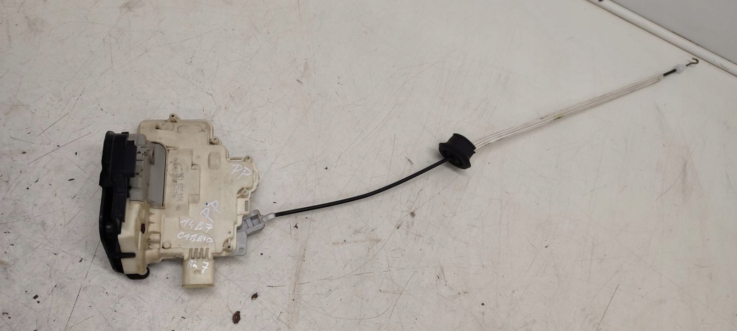 lock door front front right Audi A4 B7 Cabrio 2,0 TDI