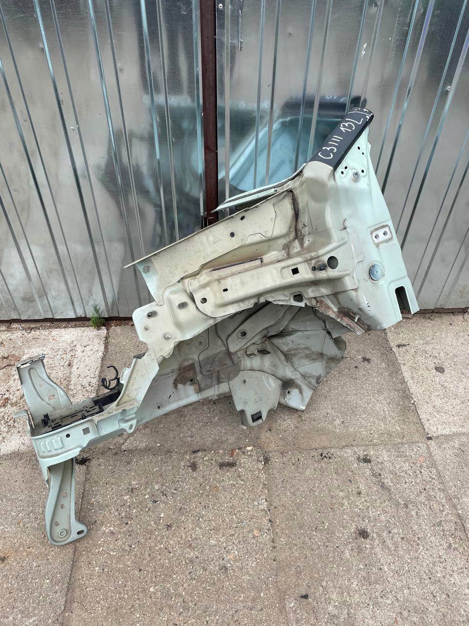 quarter quarter left front CITROEN C3 III ELSB #13