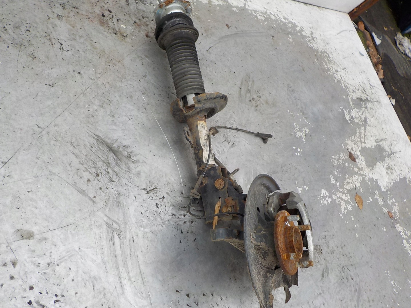 81 FORD FIESTA MK7 McPherson right front