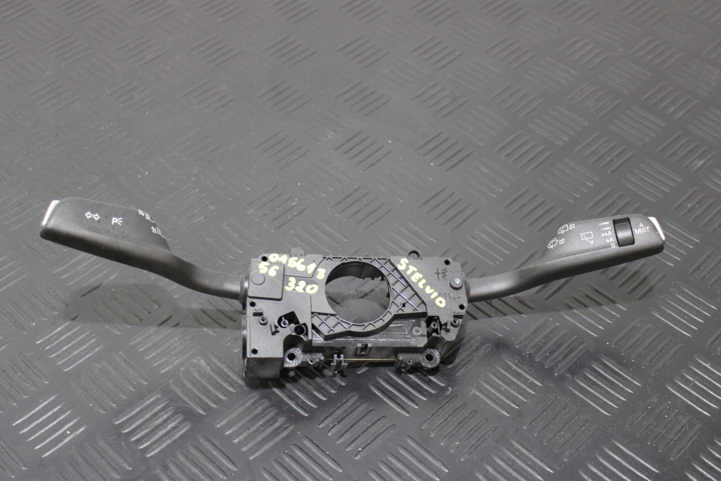 DEVIO LUCI DEVIO tergicristalli indicatori di direzione 01561356320 ALFA ROMEO STELVIO