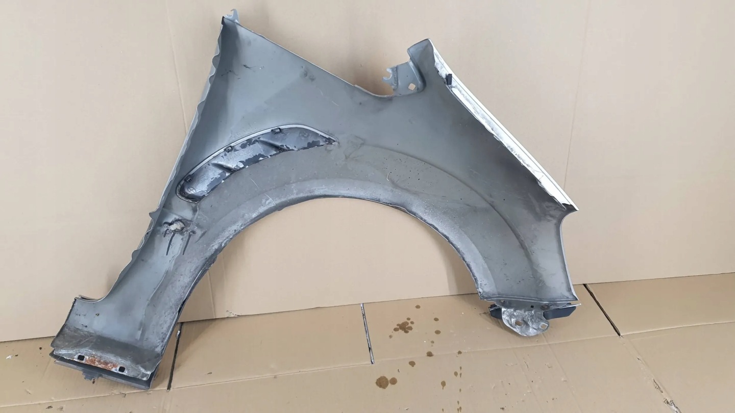 Ford S-MAX 1 and 06-15 Titanium left fender front front $