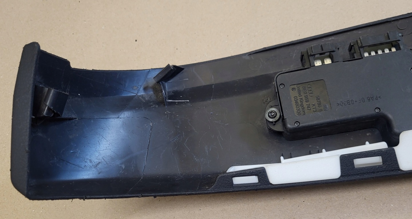 levers control cover seat left front AUDI A3 8P OE EU black