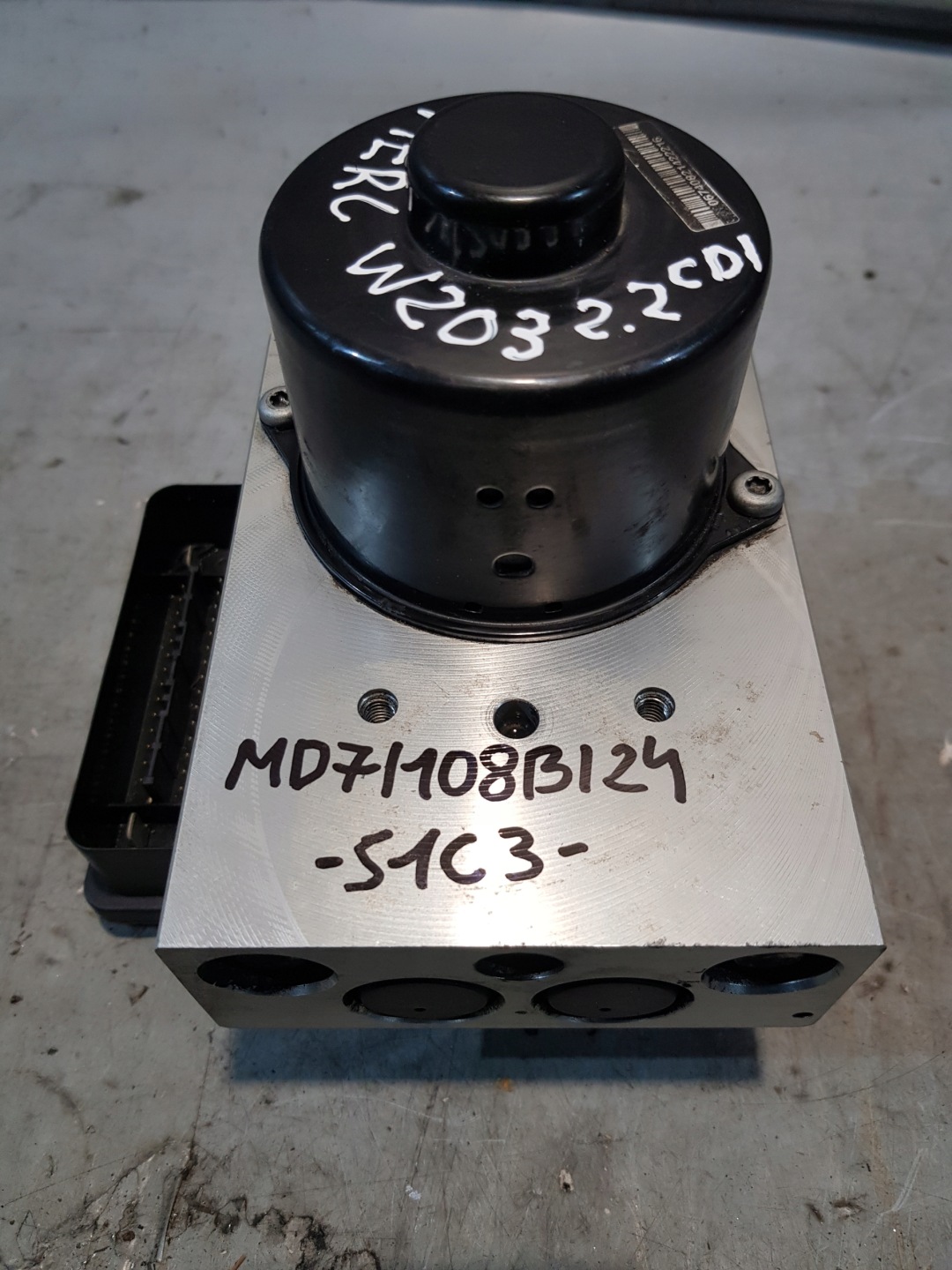 Mercedes-Benz W203 2.2 CDI OE A2095450232 A0034319412 Pompa ABS ESP