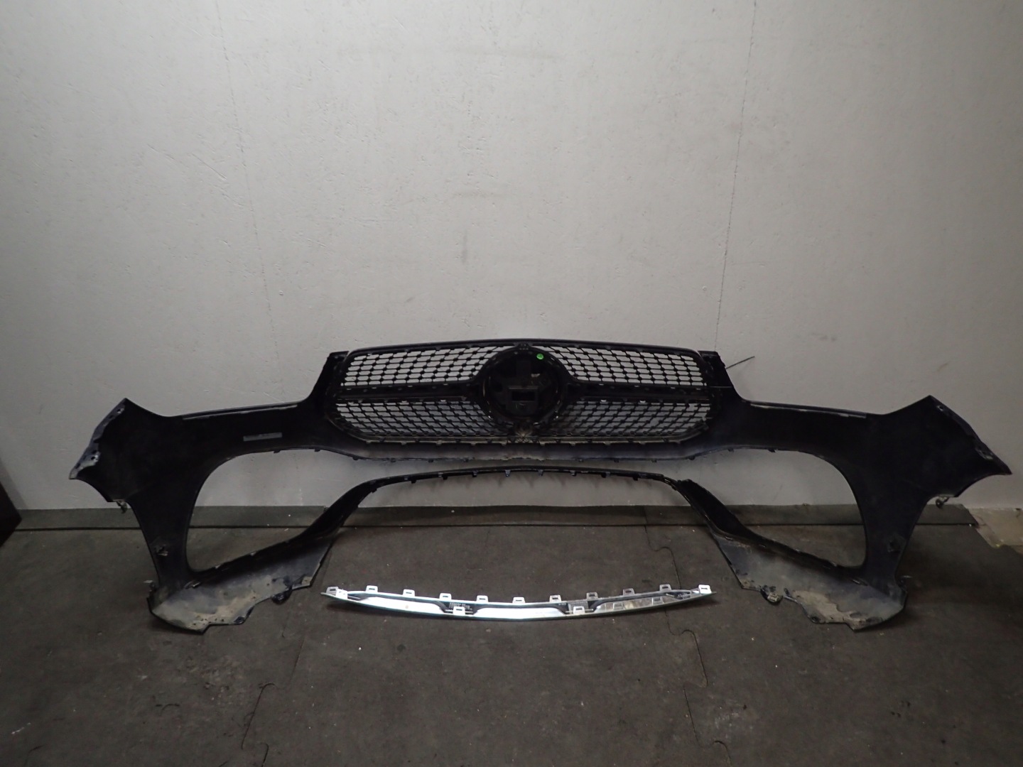 BUMPER FRONT MERCEDES GLE W167 AMG