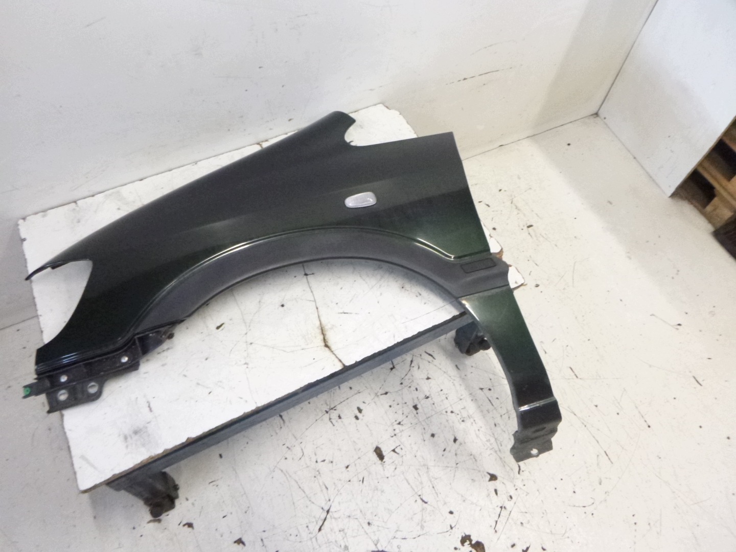 fender front left Opel Zafira A Z380 2003r.