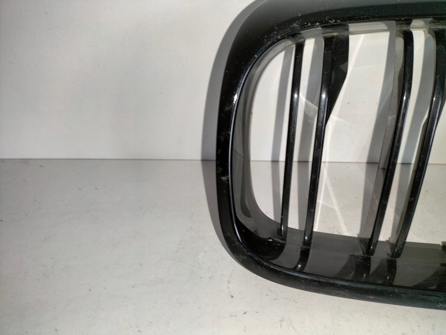 maszk hip pack hűtőrács bal BMW M5 F90 17
