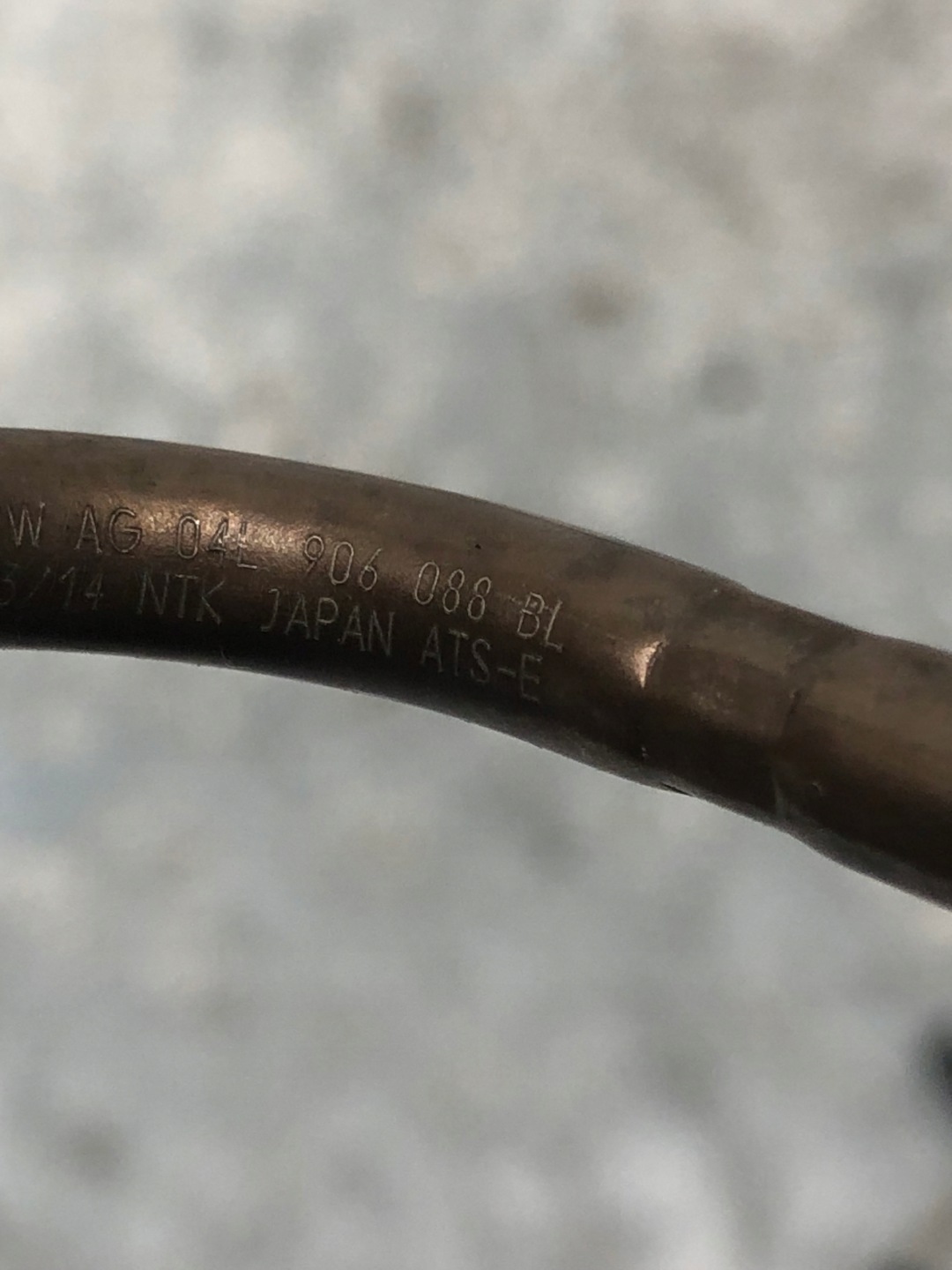 Sensor TEMPERATURY Gase VW SKODA AUDI 04L906088BL