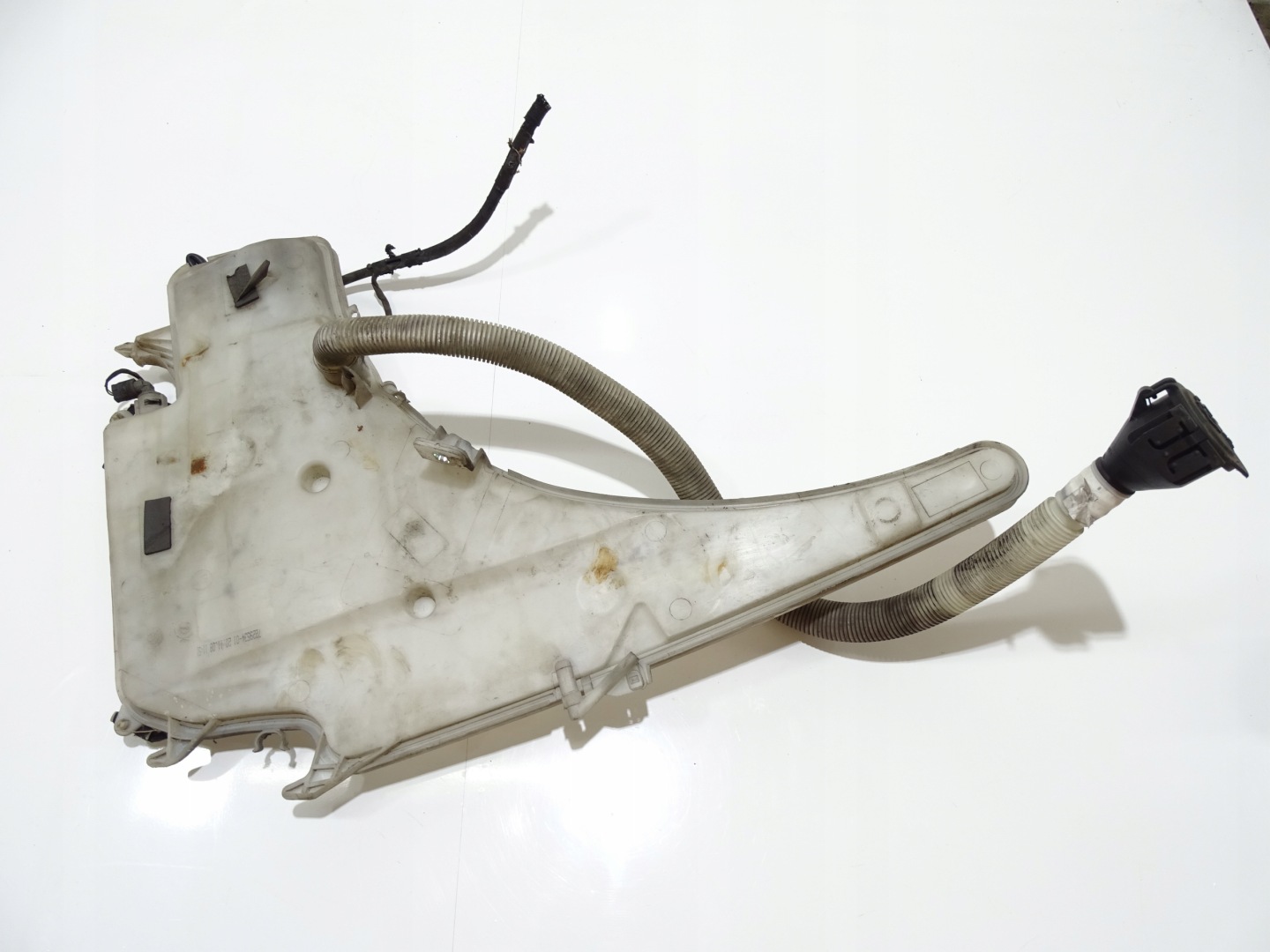 washer fluid tank BMW E88 7229534 (20210481)