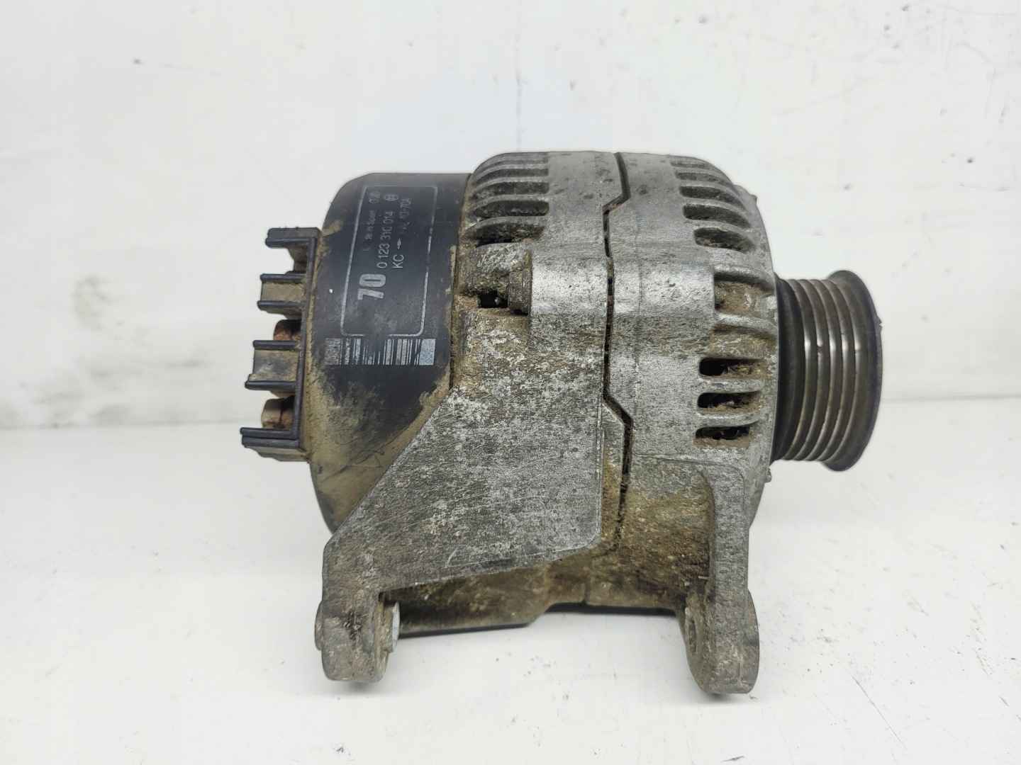 ALTERNATOR Ford ESCORT 1.6 16V 0123310014 70A