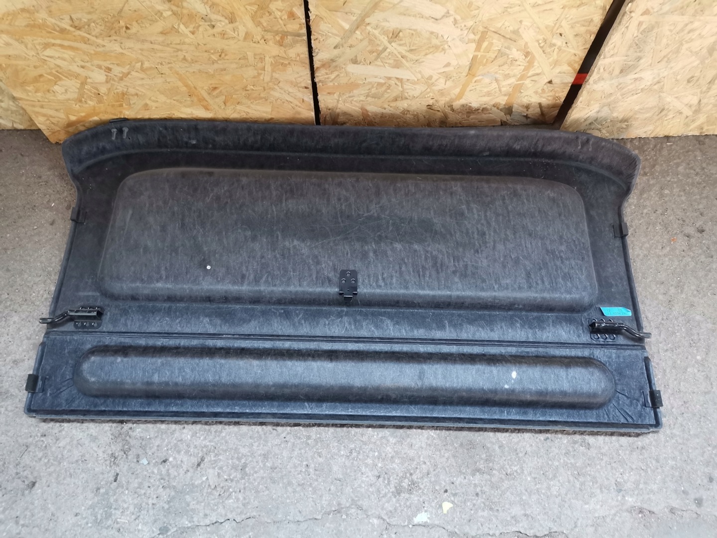 plato boot MAZDA 323F