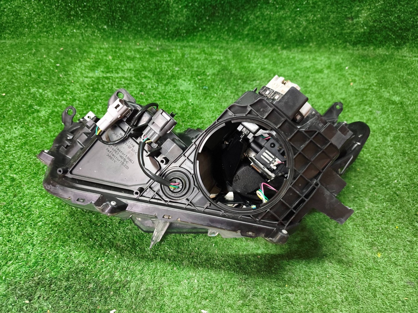 REFLEKTOR right front TOYOTA RAV4 IV 15- LIFT FULL LED NR.1607
