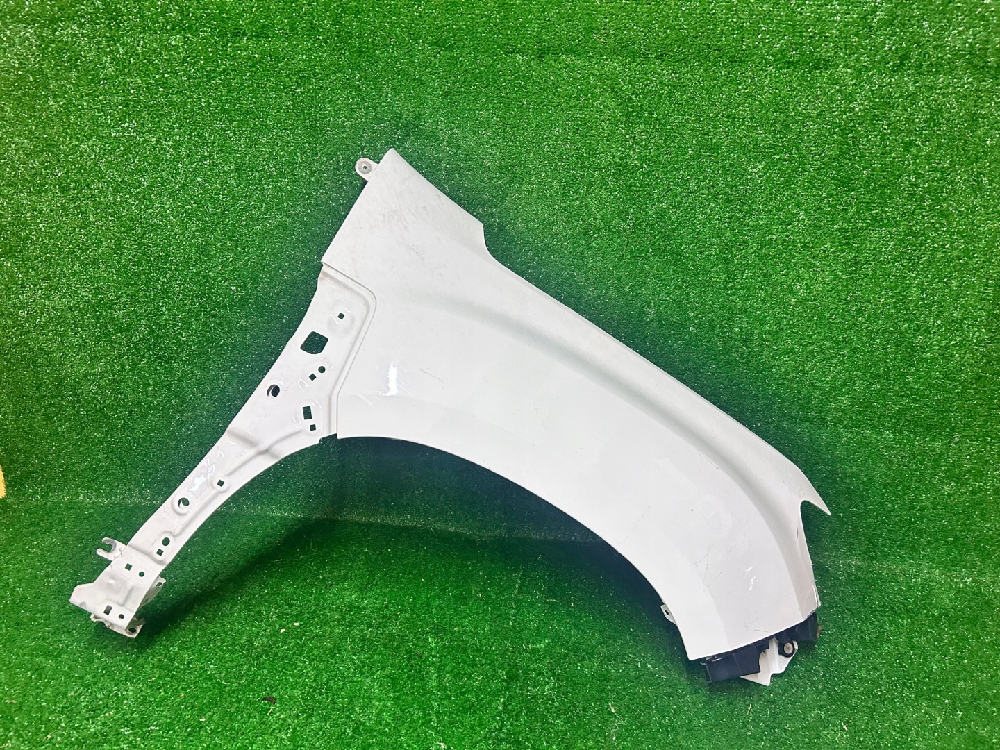 fender front right DACIA DUSTER II