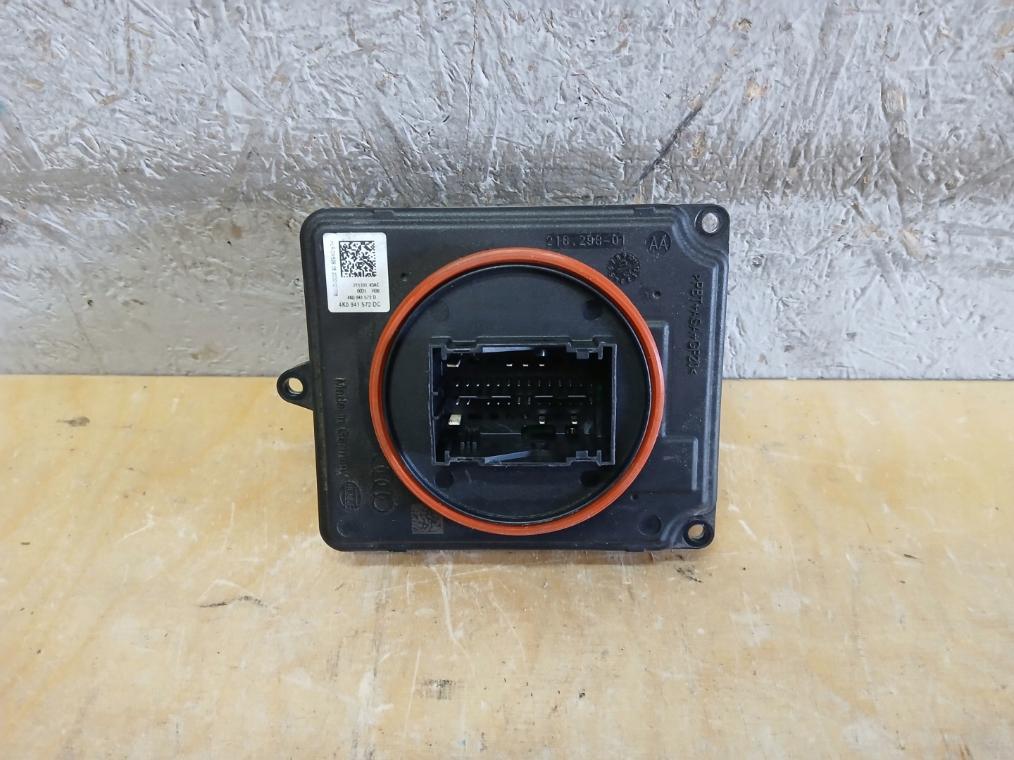 light front module control unit AUDI 4K0941572DC