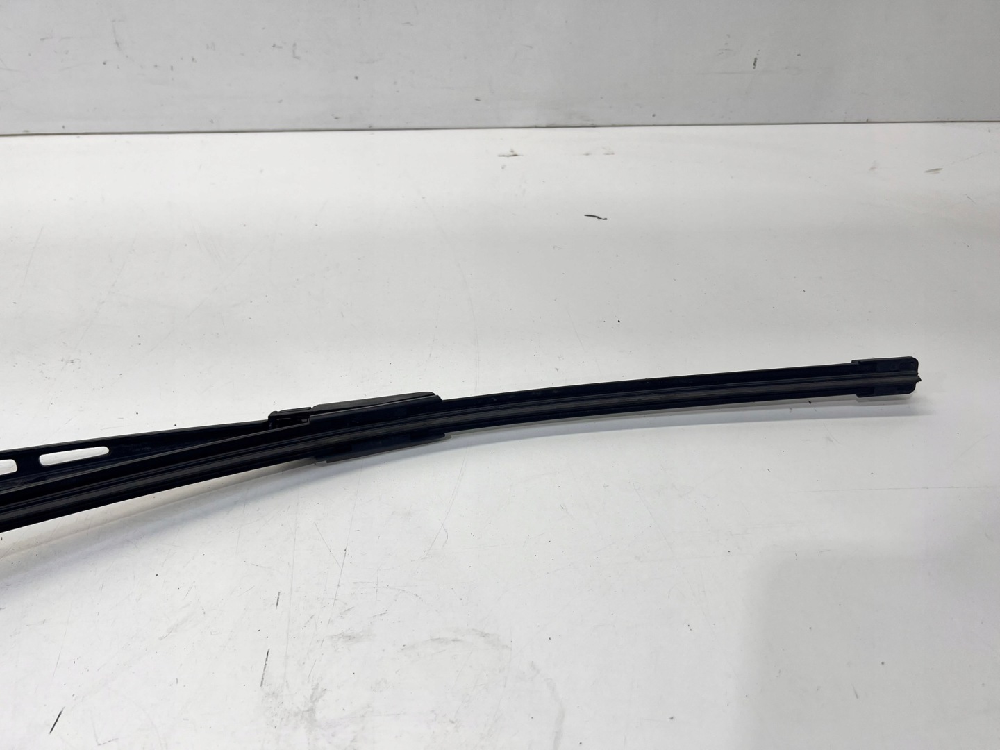 wiper arm AUDI A6 C6 left 4F1955407B
