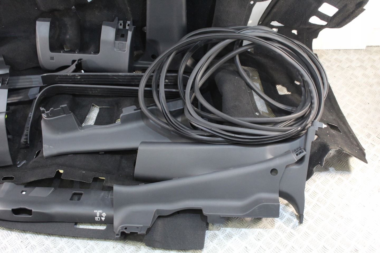 upholstery floor carpet inner RENAULT ALASKAN
