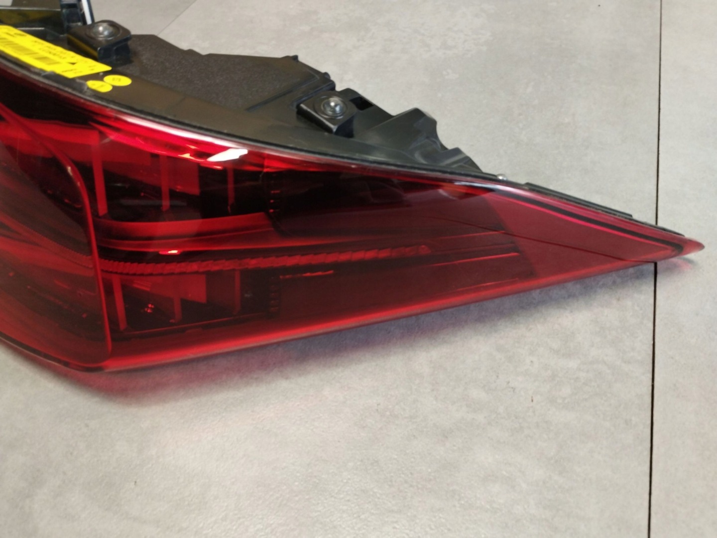 Cupra Formentor light left rear part rear 5FF945207A