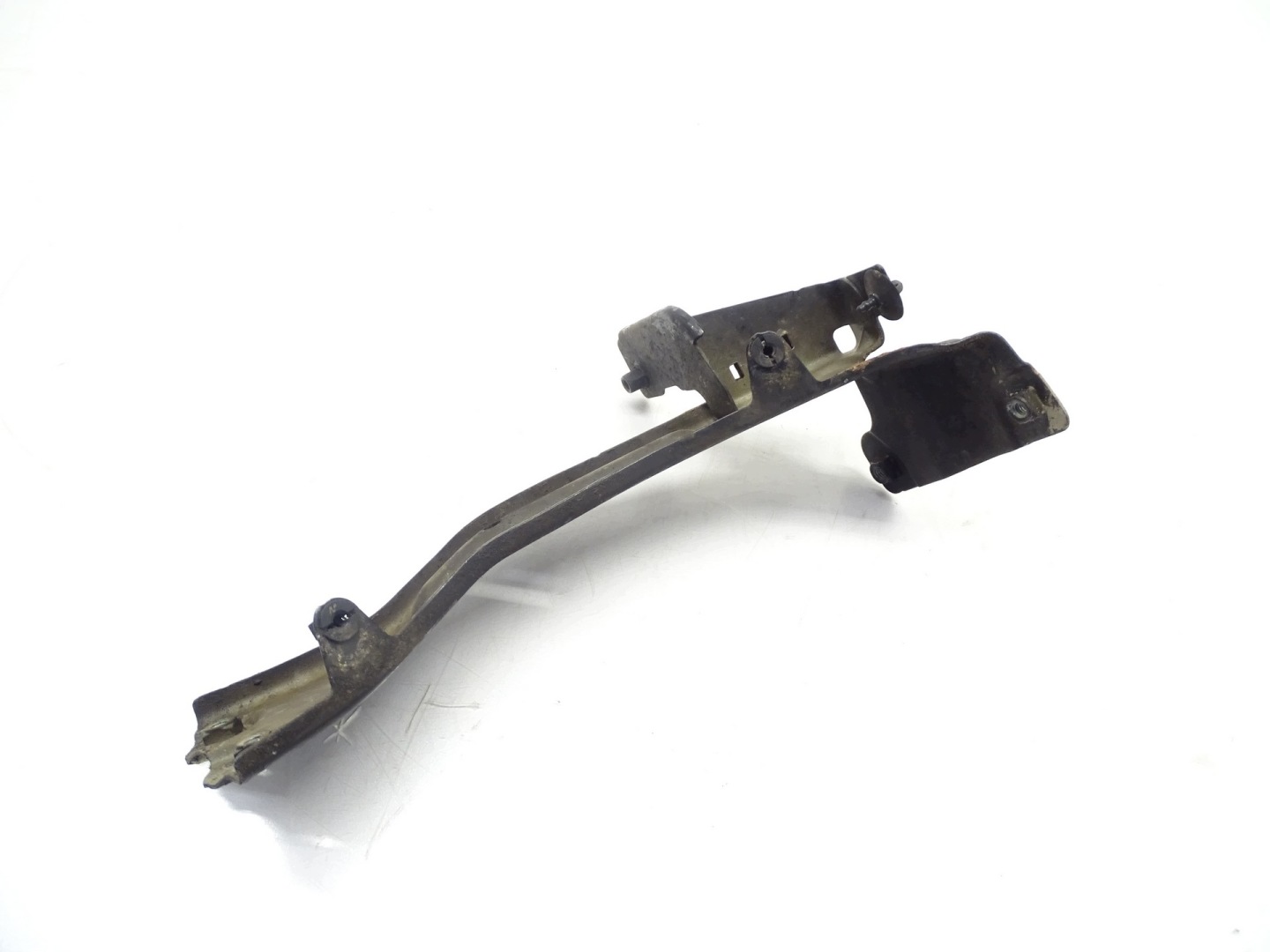 Console Poignée Support plaque Aile Gauche Avant AUDI TT 8S0821131