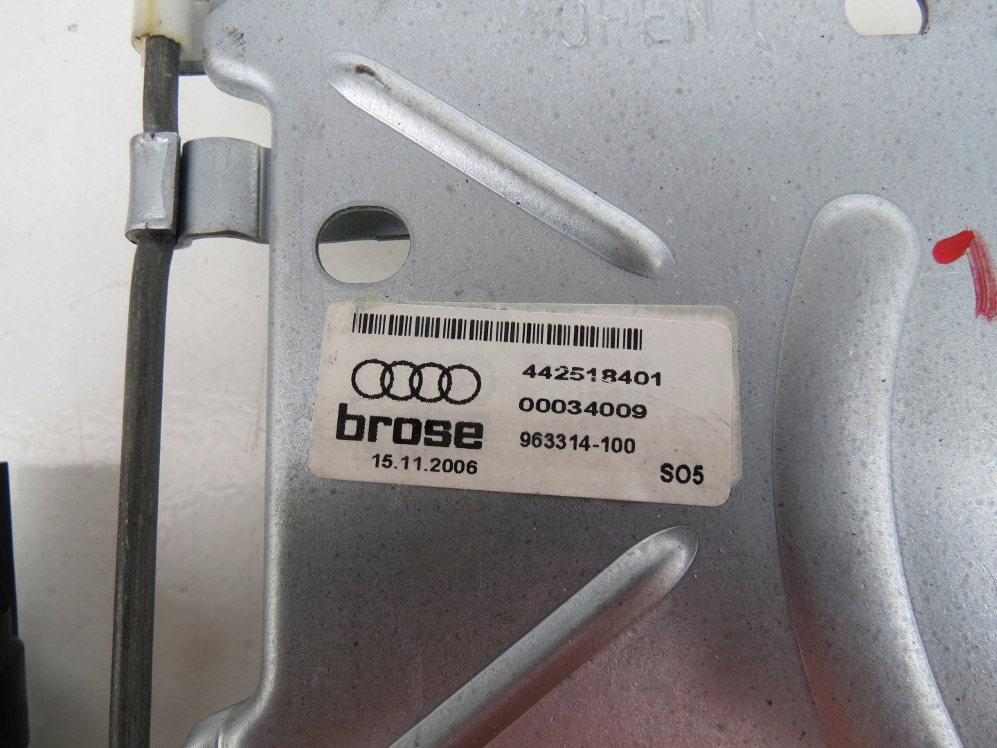 Motor Gurte Band Gestänge Regulations- SITZ AUDI Q7 4L 442518401