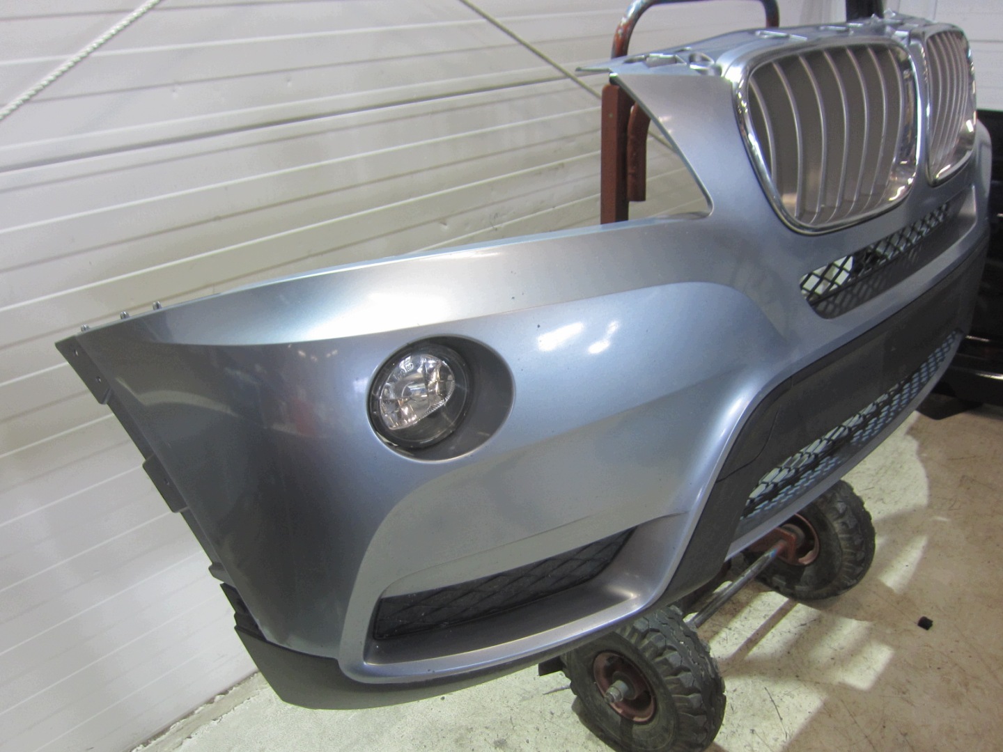 BMW X3 F25 front before LIFT bumper BLUE 896 WATER front without PDC 7210451