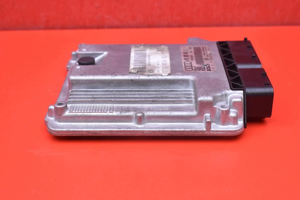 control unit computer of the engine 4F0907401B AUDI A6 C6 3.0 TDI 225 KM 04-08