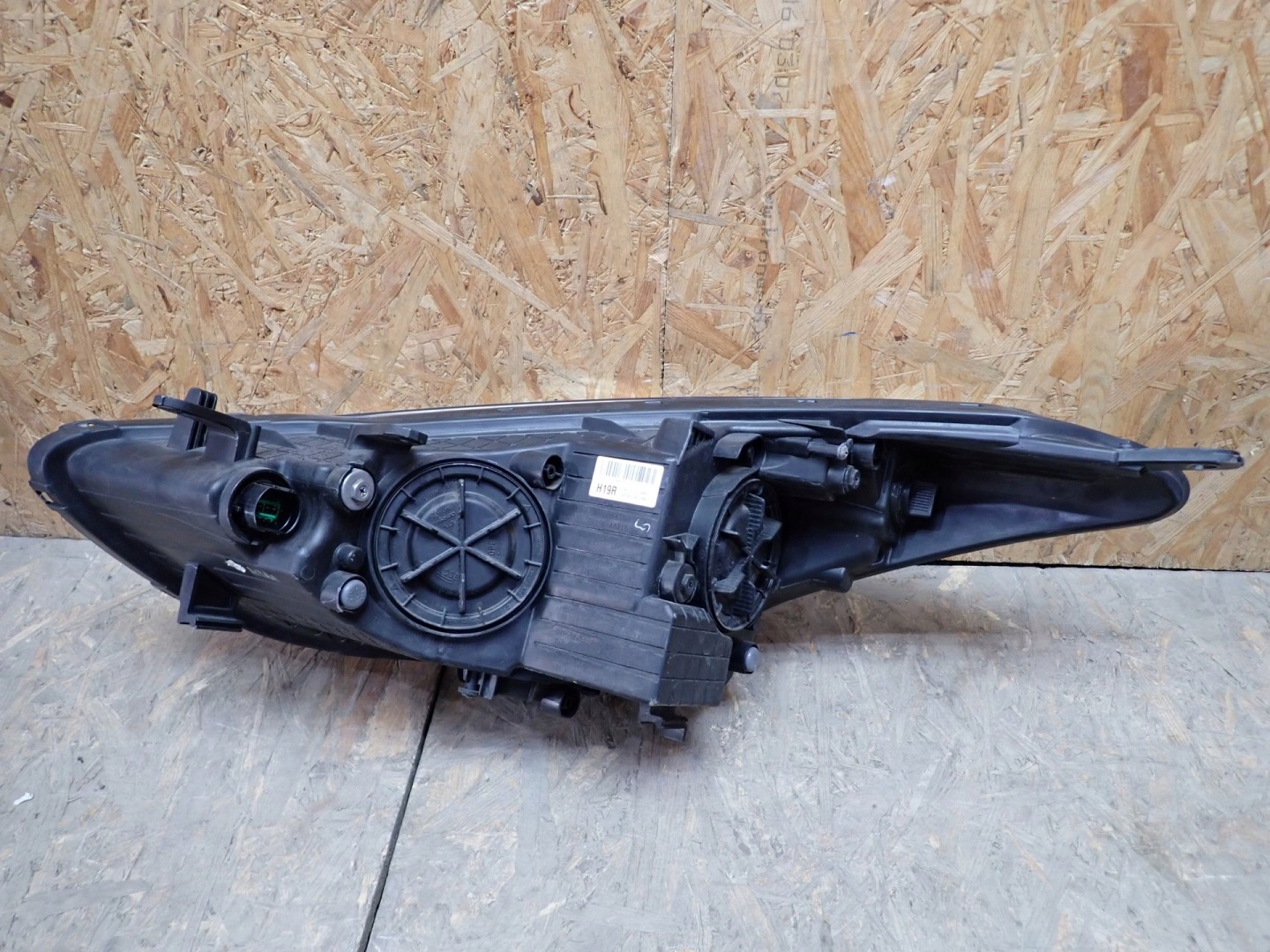 light right REFLEKTOR right HYUNDAI I30 2 II GD 2011-2016R 92102-A6060