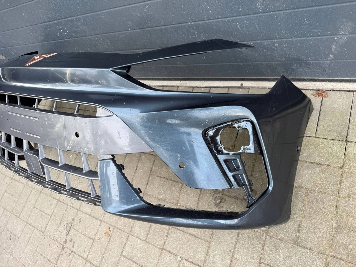 Cupra Leon Lift 23- nárazník předek přední