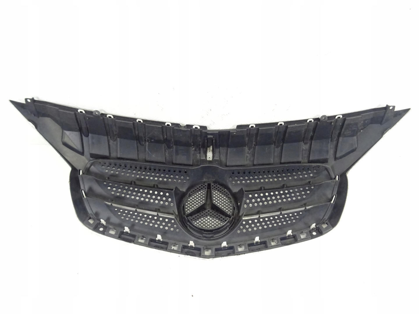 MERCEDES CITAN 415 grill grille of a bumper front front