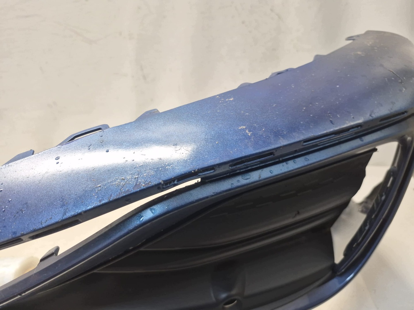 MERCEDES C-KLASA W206 AMG 21- bumper front front PDC A2068858401
