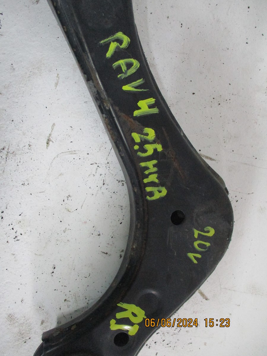 QUERLENKER RECHTS HINTEN TOYOTA RAV 4 V 20R 2,5HYB