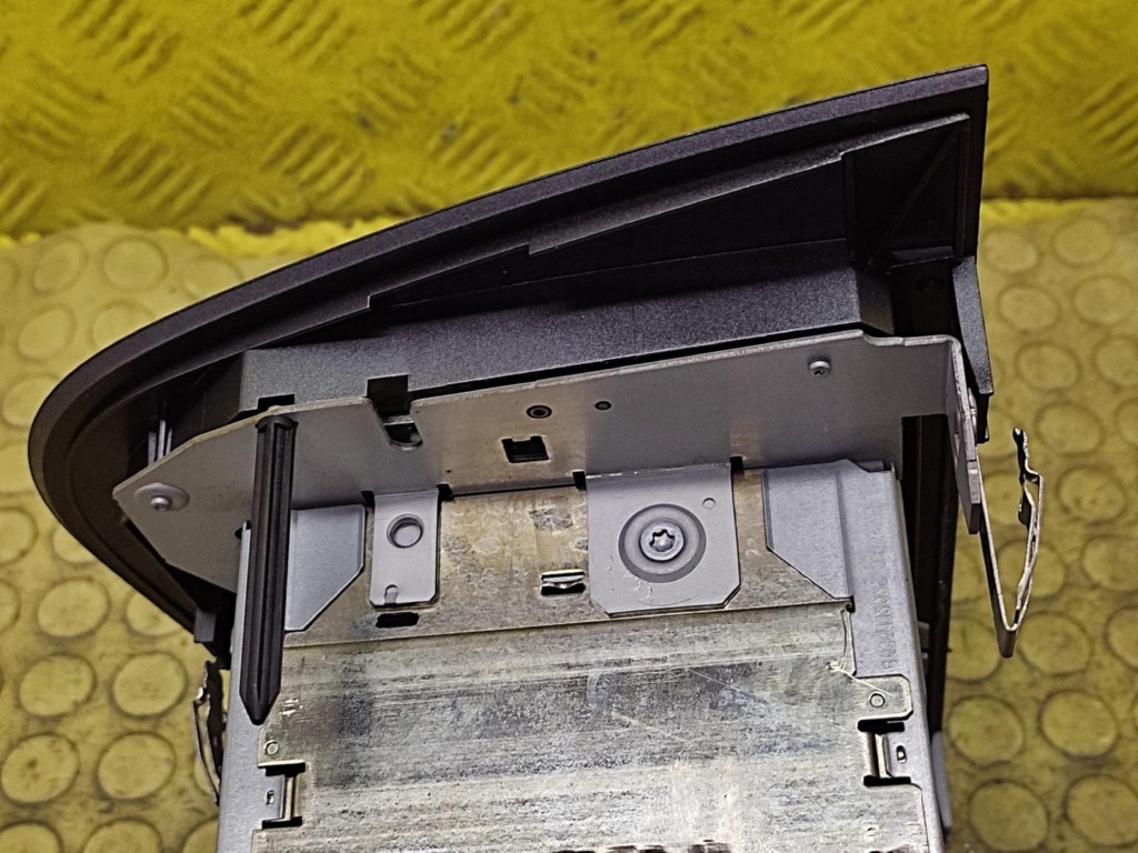 SEAT LEON II RADIO 1P1035186B