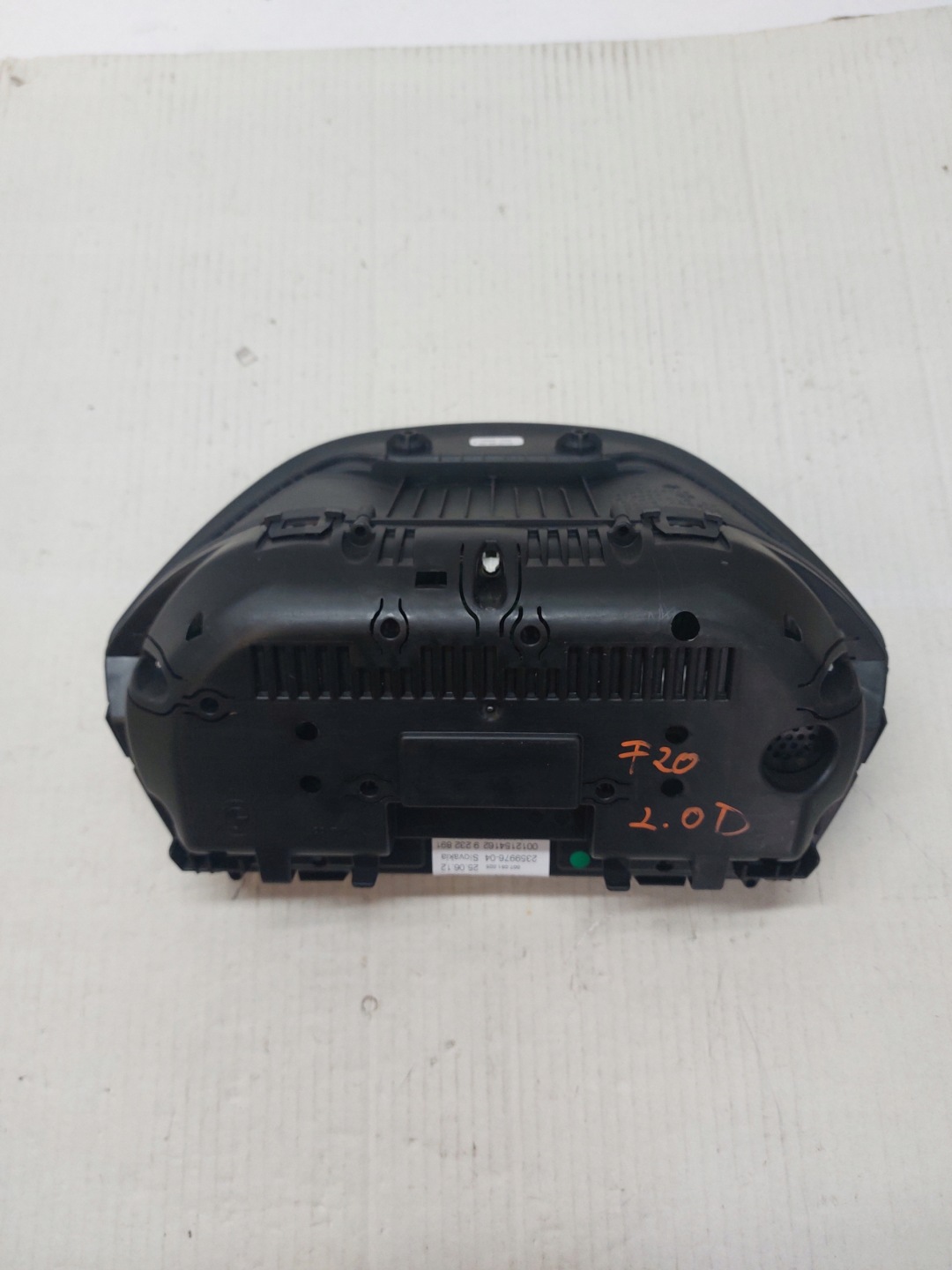 dials dials BMW 1 F20 F21 2.0 DCI 17649411