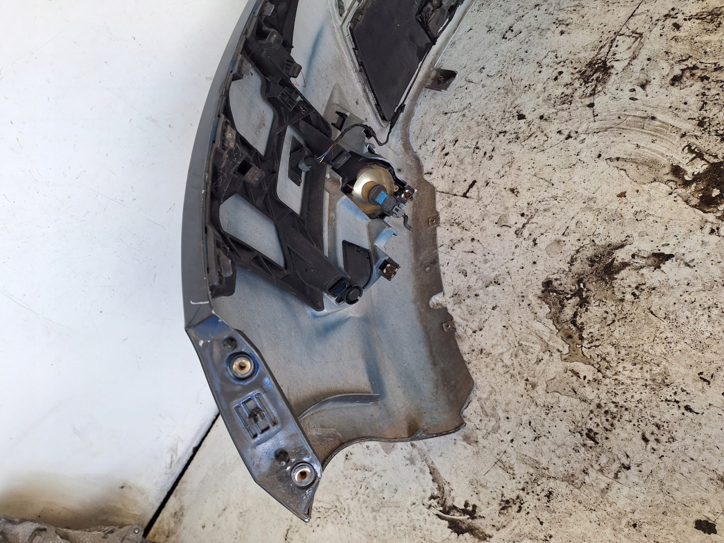 FORD MONDEO MK4 07-10 bumper + PDC