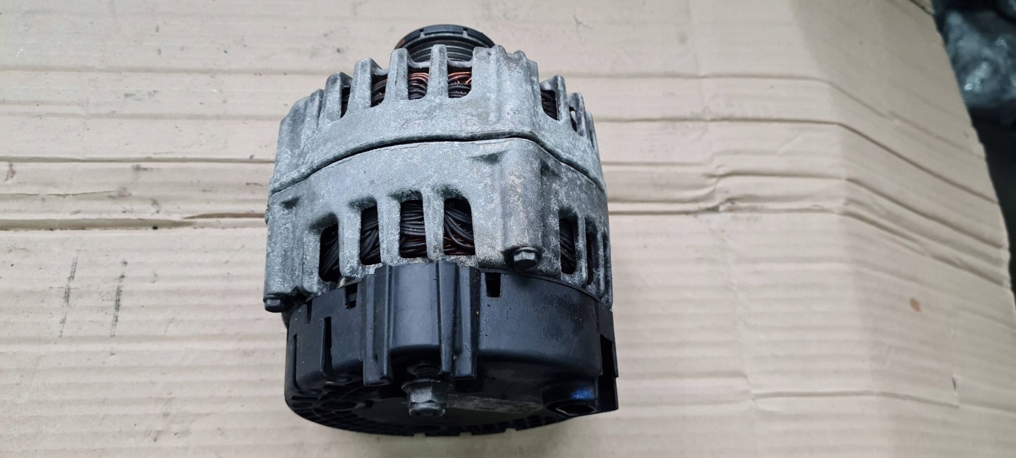 A4 B9 8W ALTERNATOR 2.0 TDI 04L903024A Q5 A6 C7 A5 8W