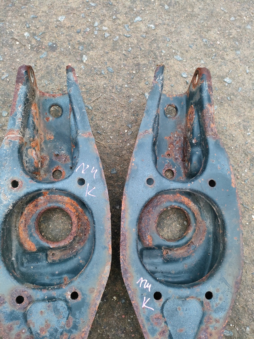 Querlenker unterer kombi heck w124 mercedes hinten w210