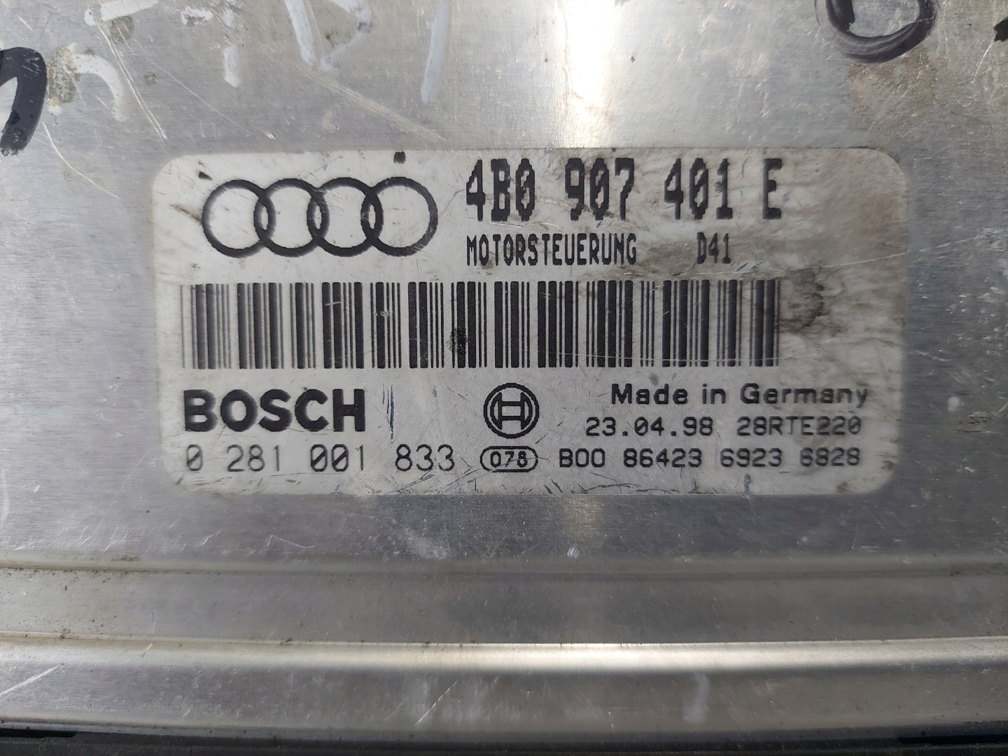 A6 C5 2.5 TDI 4B0907401E unité de commande électronique uce moteur