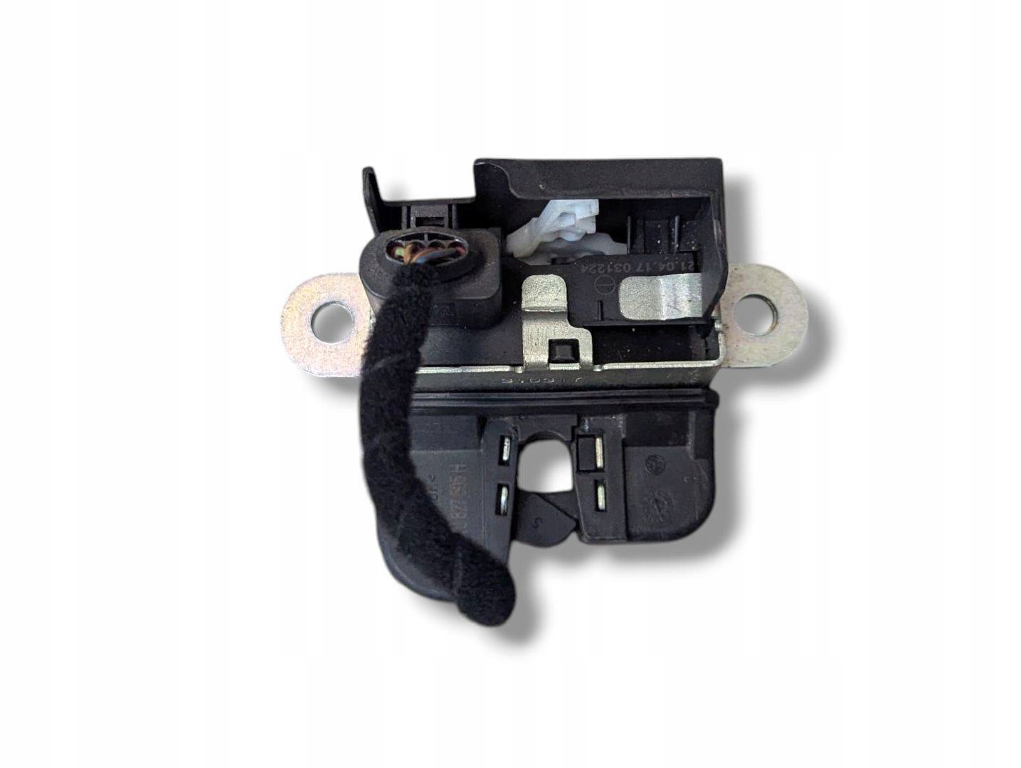 lock bonnet boot Volkswagen Touran 2005 1T0827505H